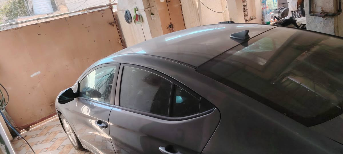 النترا موديل ١٩
رقم بغداد 
بأسمى سنويه نافذه صار ٢٠ يوم
لون فيلي
وارد أمريكي 
بيه ٣ قطع 
محرك ٢٠٠٠ دوش 
محرك وكير وحداديه وتخم تاير وتبريد سياره جاهزه على الأخير إنكر سلف وطلع 
وين ماتريد إستخدام شخصي فقط
للتواصل الاتصال ع الأرقام التاليه
***********
***********
