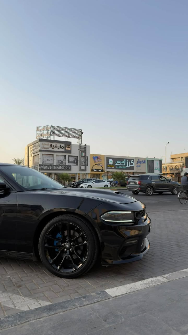 جارجر 2021 DAYTONA
دايتونا 5700
فول مواصفات عدا الفتحه
كشنات تدفئه وتبريد خزن ميموري
ماشيه 75 الف
بدون ايرباك بدون دواخل
السياره كلين بدون اي حادث فقط طخه خفيفه ومصلحه على كدها بدون فتح وطخه خفيفه بالباب
موضحه بالمنشور 
السياره جديده ما ناصقها شي 
العنوان البصره طويسه
***********
سعر 235$ بيها مجال بسيط
ماكو هيج سعر بنظافتها
