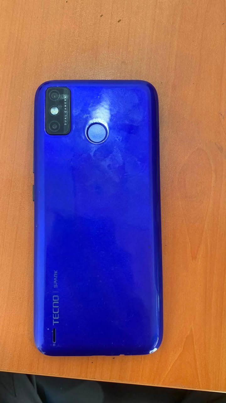 Tecno
جهاز تكنو سبارك نظيف كلشي مابيه جهاز حلو و مرتب 
السعر 60 الف و بيه مجال للطيبين 
رقمي *********** وموجود خاص
