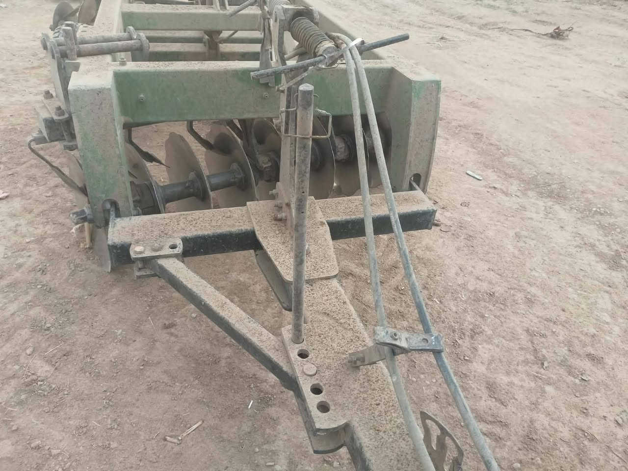 نردي • حجم ١٨ • نظيف حيل