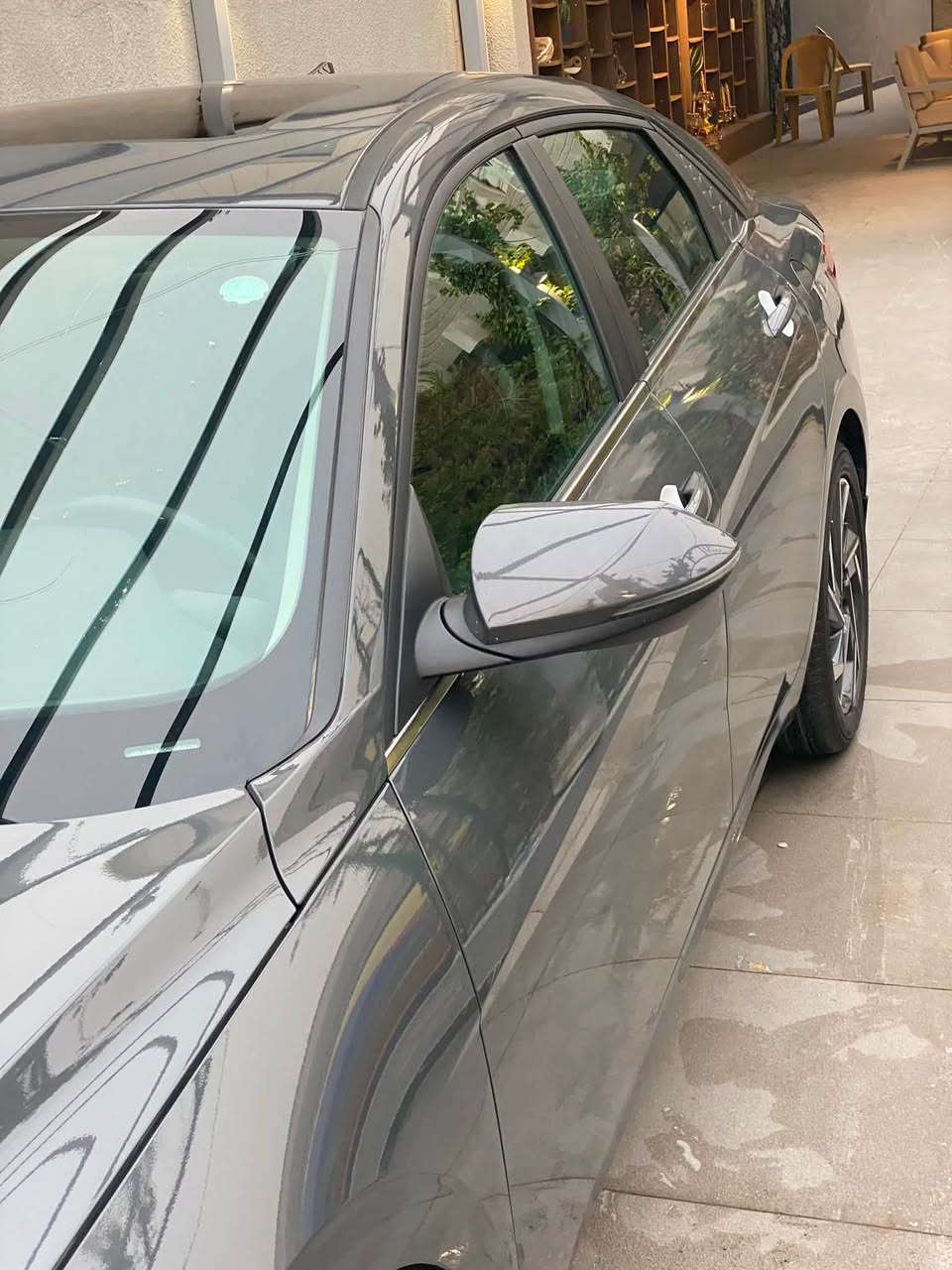 النتره موديل ٢٠٢٤ سياره فول مواصفات ما عده الكشن مو كهرباء جلد فوول لل اخير  حادثها باب الصدر بدون ايرباك بدون دواخل وبيها بارد ع كد شبر جاملغ امامي و شبر جاملغ خلفي 
سياره ماشيه ٢٤ مايل وارد كندي السياره 
عارضها اب ١٦٣ $وبيها مجال شي قليل صور الحادث بل منشور  اتصل وبيك خير ودلل 
مكاني بغداد شارع فلسطين او بياع سويب 
***********
