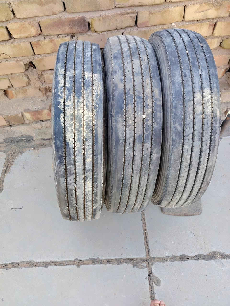 سلام عليكم إخوان ذن تواير مال كيه فحل 3خلفي و3امامي شراي بي خير ويدلل    *********** بي وتساب
