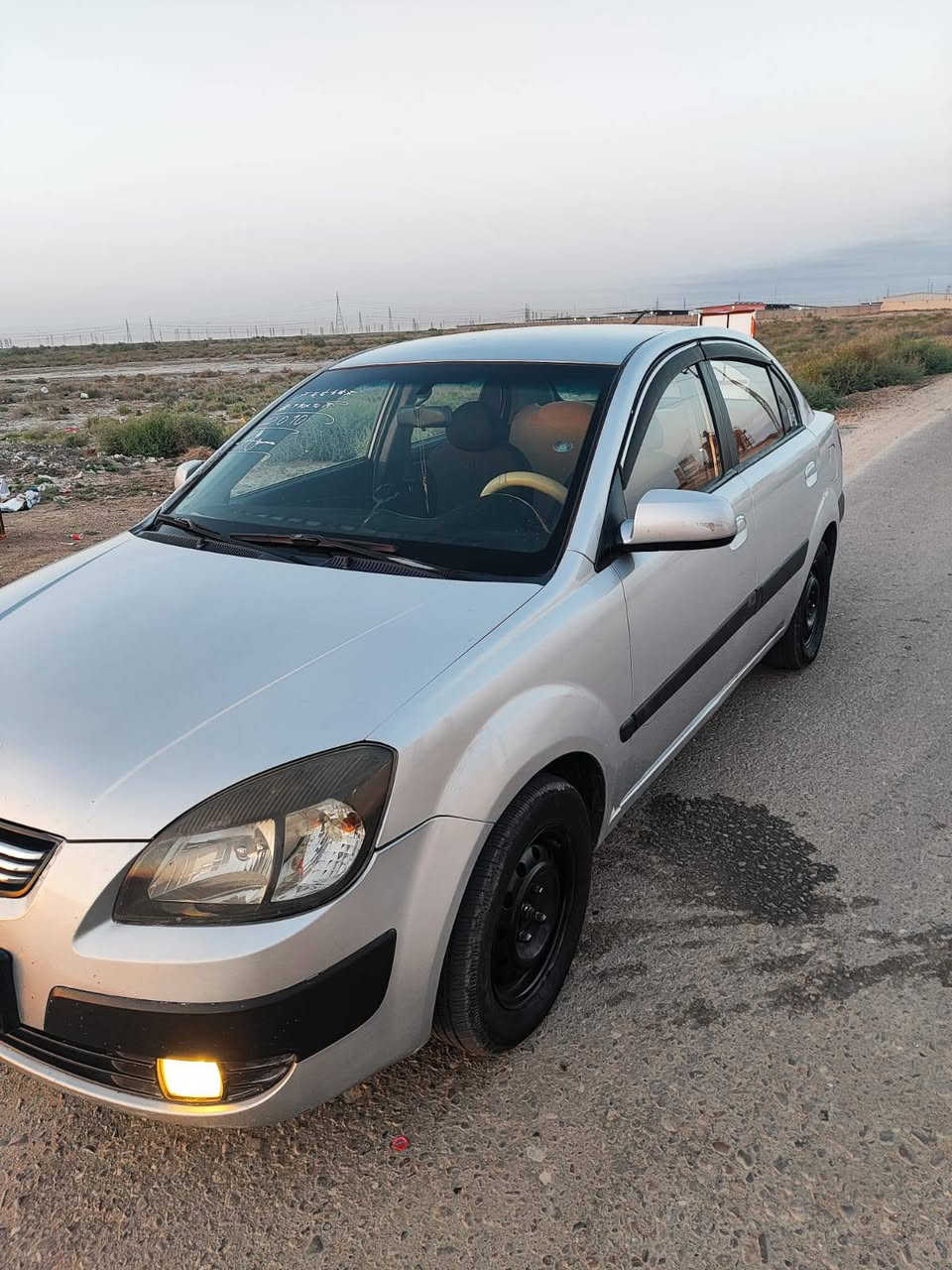 كيا ريو ٢٠١٠ كصة جنطة38 بيها مجال جاهزه
البصره ***********
