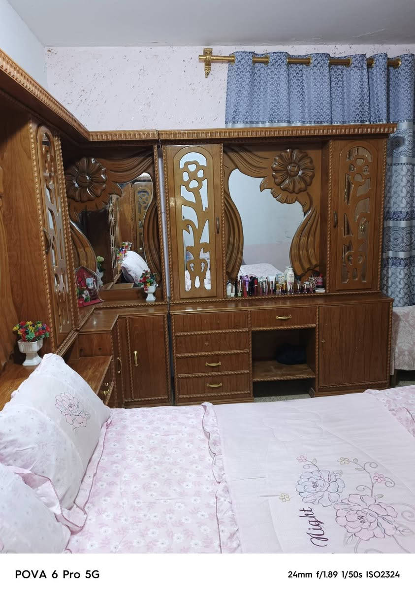 غرفه اخشاب • للبيع • حطاطه