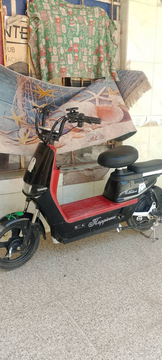 سلام عليكم نراجه شحن شتريته قبل شهر جديده ونضيفه 4 بطريات السعر 220 وبيه مجال  العنوان الناصريةالمركز  ***********
