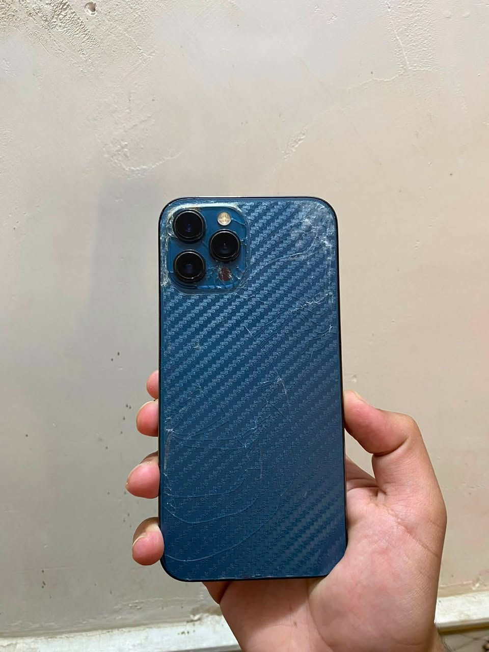 للبيع ‏iPhone 12 Pro Max
الجهاز فقط مستبدل شاشه 
وشاشه حلوه 
ذاكره ١٢٨
بطاريه 78 
الجهاز كله شغال
عربي شرق اوصط
كامرات 
صوت 
سبيكر
السعر 280 وبي مجال شي قليل 
للستفسار *********** 
العنوان صلاح الدين تكريت
