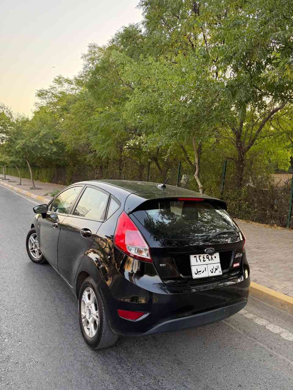ford fista 2018 
مةكينه ١٦
دةركاي سايةق و جاملغ و روبعيك بونيت سبوغه
شانسي نةگرتوه بةشةرت
بةشةرتي كير مةكينه تةبريد تةحويل 
نرخي ٦٥$

عربي سعر ٦٥$
فورد فيستا ٢٠١٨
مكينة ١٦
سيارة جاهز من كير محرك تبريد صدر
تحويل شرط
سيارة بي قطعتين و روبع صبغ
واتس اب *********** أربيل, العراق
