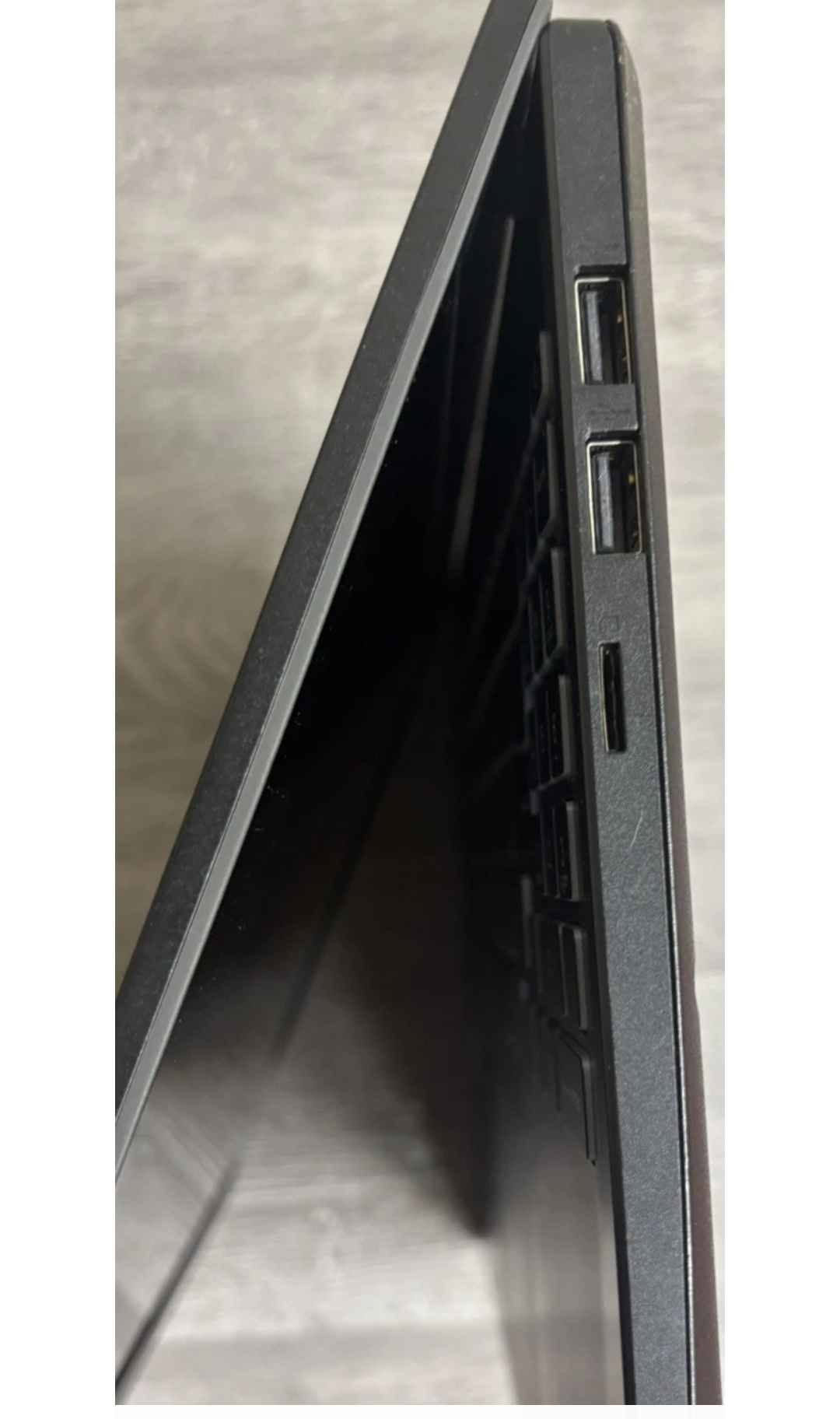 MSI laptop cor i5 gen 12
Hard 512
Ram 8 giga wak lok waya daway 450 dollar w muamala agar mwshtaret tel bo zhmara *********** السليمانية, العراق

نص مكتوب في الصور:
- About this item Processor Intel Core i5 12th Gen. Screen Size 15.6 in Graphics Processing Type Integrated/On-Board Graphics RAM Size 8 GB Most Suitable For Casual Computing SSD Capacity 512 GB GPU Intel Iris Xe Graphics Processor Speed 1.30 GHz Colour Black Brand MSI Type Notebook/Laptop Maximum Resolution 1920 x 1080 Model MSI Modern 15 Connectivity microSD Card Slot, HDMI, USB 2.0, USB-C, USB 3.2 Hard Drive Capacity 512 GB Features Bluetooth, Built-in Webcam, Wi-Fi, Backlit Keyboard, Built-in Microphone Operating System Windows 11 Home