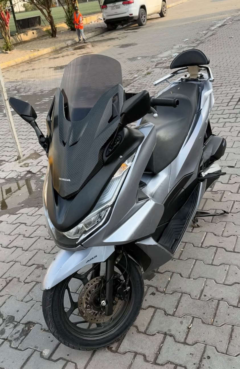 PCX • ١٢٥ • وارد كوري