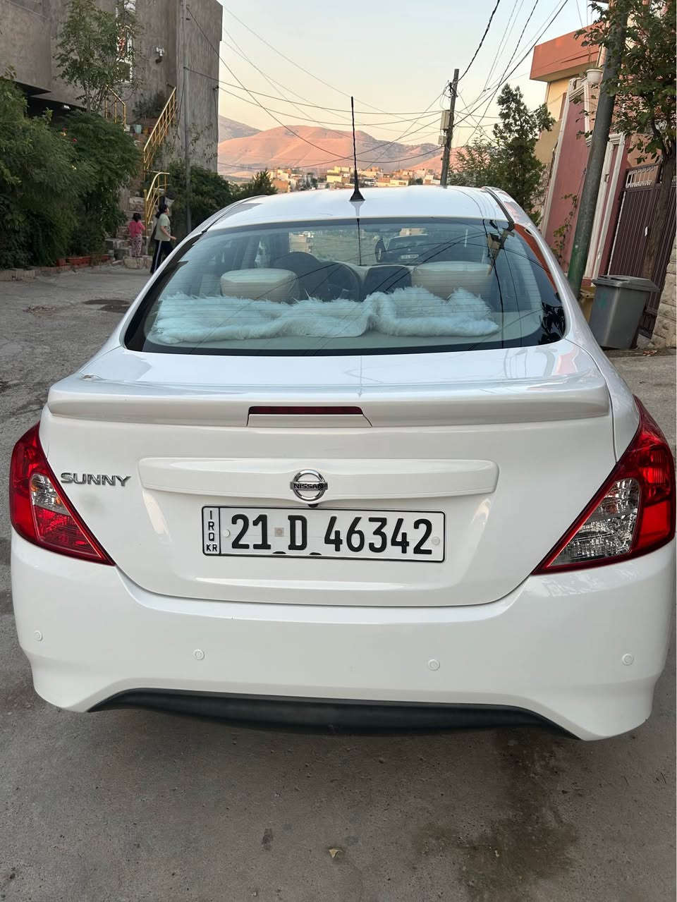 بە ناوی خوای گەورە و میهرەبان 
نیسان لاکشمیبای ٢٠٢٢ هندی 
سەیارەکە ١٨٠٠٠ ڕۆشتووە 
موشتەریت تەلەفون بکە 
سەیارەکە نەک ماڵی دۆست ماڵی برایە 
ژ.م/ *********** السليمانية, العراق
