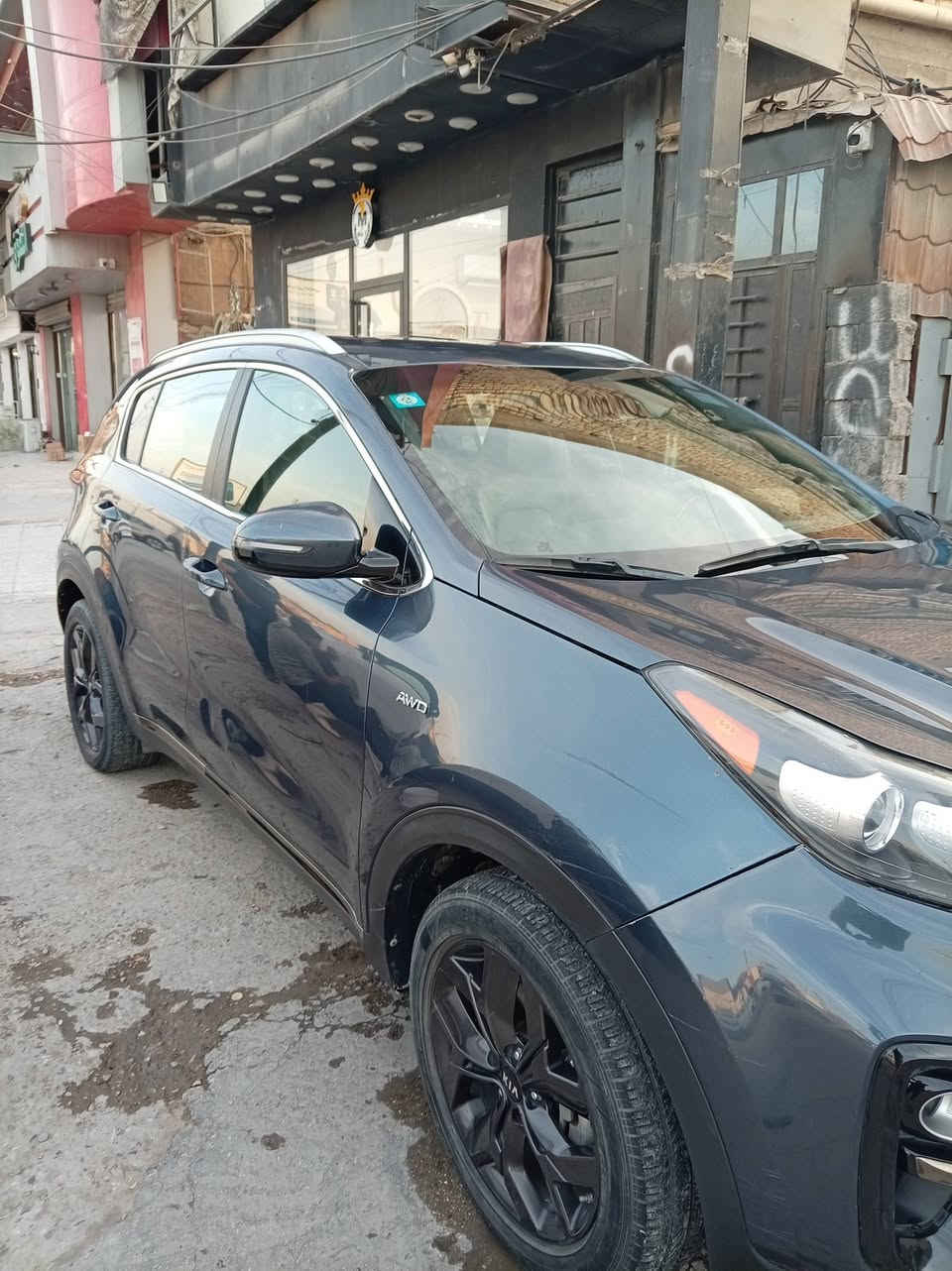 السلام عليكم للبيع سبورتج موديل 20 وارد أمريكي حادث فقط دعاميه الإمامين وخشم البنيد سياره مكفوله من التبديل والصبغ القماره بطرف مطخوخه بالشحن صورتها موجوده مواصفات S. معروفة  سياره فور ويل 3 أنظمة قيادة رادارات جانبي أمامي حساس خلفي كامله داره شاشه جبيره السياره ماشية 59 ألف السعر 155 وبيها مجال محرك 2400 Gdi الاتصال على الرقم ***********
