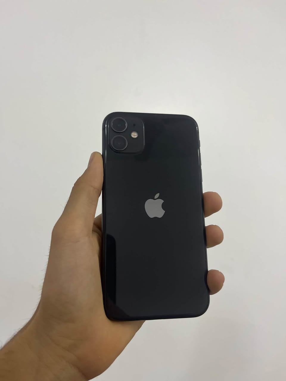 ايفون 11 • ١٢٨ • بطاريه ٧٦%