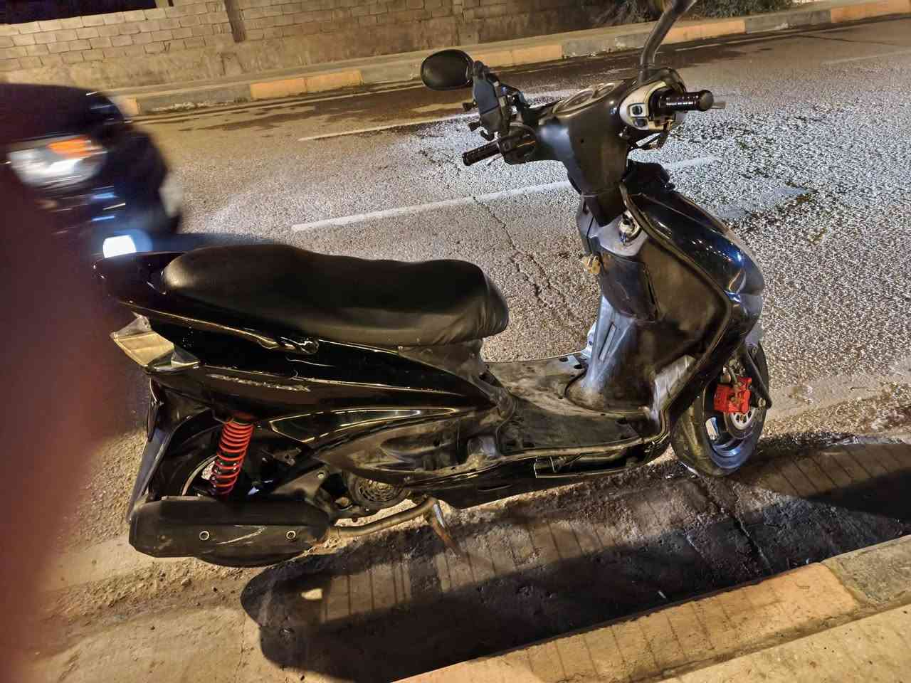 السلام عليكم دراجه سكنس ياماها للبيع مكينه 140 دراجه خير من الله معدله وشلعه دراجه مابيه اي نقص للتواصل ***********
