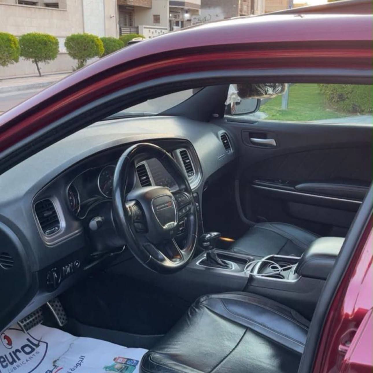 دوج جارجر GT Plus موديل 2023
ماشية 17 ألف ميل
رادار
كلاصات حار بارد
معروفه مواصفاتها 
محرك 3600
وارد أمريكي
حادث بسيط بنيد فقط
رقم بغداد 
باسمي تحويل ثاني يوم

السعر : 290 $ بيها مجال 
مكاني: بغداد الأعظمية
رقم صاحب السيارة: ***********
