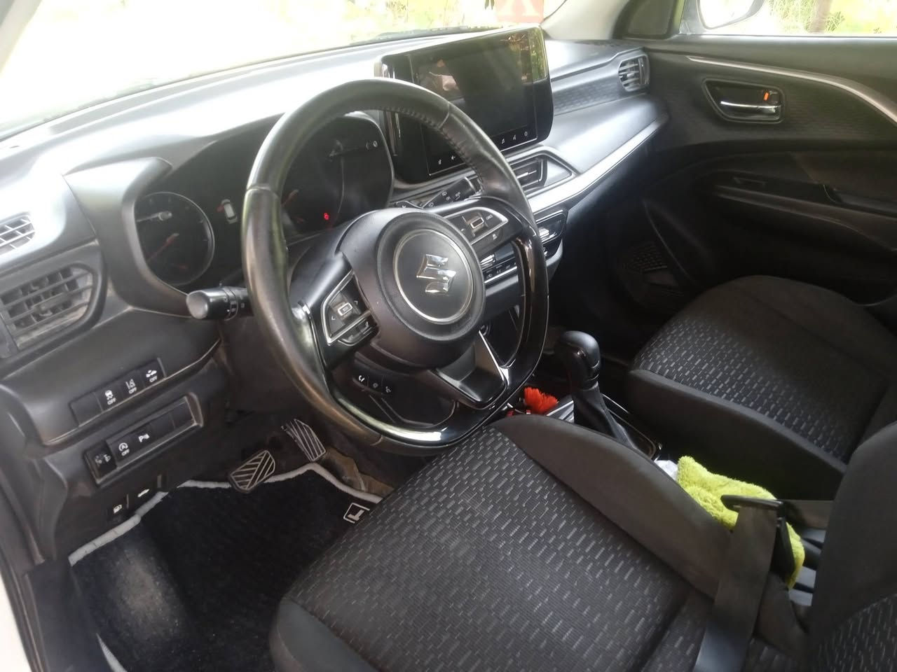 السلام عليكم
سازوكي سويفت  Suzuki Swift 🇯🇵
وارد خليجي
2025 💡
Hybrid ⚡️
……….
بصمه + بصمه ابواب ⚙️
شاشه + كامره خلفيه 📸
كاربلاي + اندرويد اوتو 📱
تحكمات ستيرن اربع جهات 💿
قياده ذاتيه + تحديد مسار
شفتات ستيرن ✅
رادار امامي 📺
رادار خلفي 📺
رادار جانبي 📺
حساسات خلفيه❗️
لايت زينون عدسه 🌀
بروجكتر زينون عدسه 🌀
اشاير مري + مري شفط 〽️
كشاف ضباب 🔦
تبريد بيانو 🎹
مانع انزلاق ◀️
اوتو ستوب ➕
تكون مجهزة بـ 6 إيرباغات👁️‍🗨️
………..
رقم بغداد
مكان السيارة الحلة - القاسم
كتلوكات الشركه بعدها بيها
السيارة خاضعه لضمان لمده 5 سنوات
السعر 110 وبيه مجال
للاتصال ***********☎️
