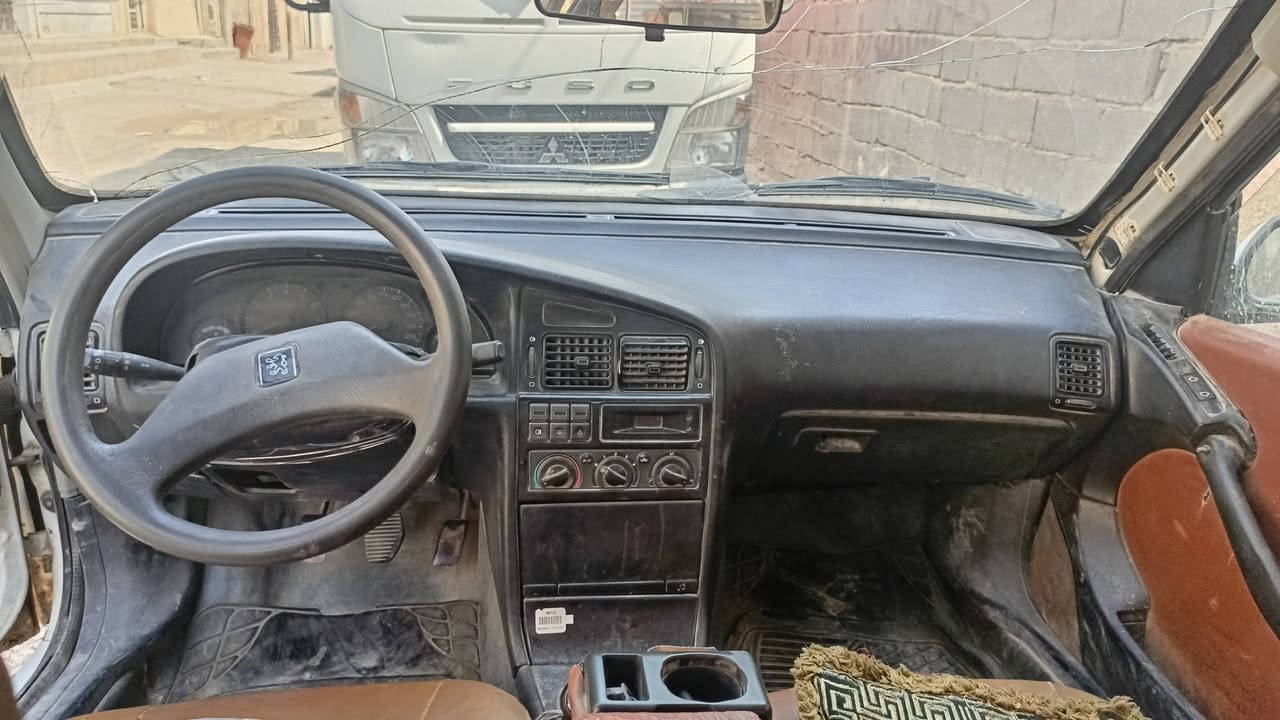 بيجو ٤٠٥ رقم إنكليزي ميسان السعر ٣٠ ورقة وبيهة مجال العنوان بغداد حيز اور رقم الهاتف ***********
