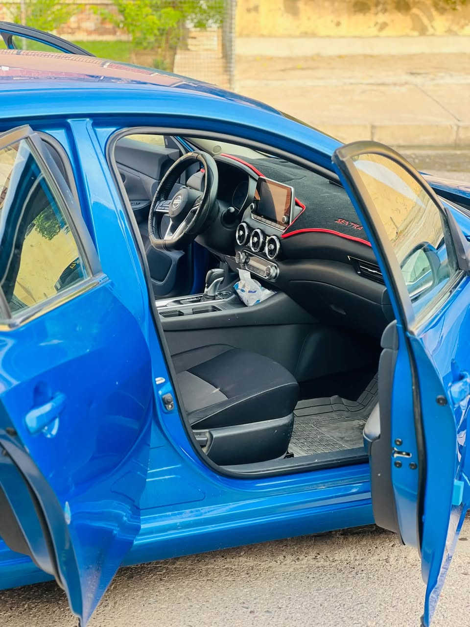 السلام عليكم
للبيع نيسان سنترا 2020 SV 

وارد امريكي ماشية 60 الف 

✅ تشغيل عن بُعد (Remote Start)

✅ رادارات أمان

✅ نظام النقطة العمياء (Blind Spot)

✅ توقف ذاتي/فرملة طوارئ

✅ كاميرات ومساعدات قيادة

✅ بصمة تشغيل ودخول ذكي

✅ مثبت سرعة وتحكم من السكان

السيارة حادثها جاملغ خلفي فقط بدون دواخل شرط 

موجود صوره رقم الشاصي بل منشور 

بيها مكان دائرة صغيرة بداية البوند زنجار ما مقلم 

 

السعر 130 بيها مجال

للتواصل ***********
