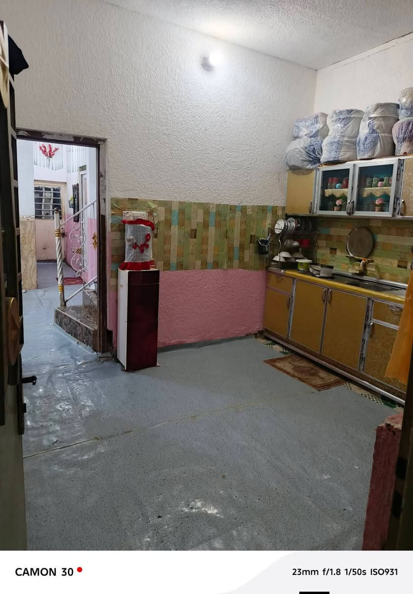 سلام عليكم بيت البيع 120متر ركن يتكون غرفة وصالة ومطبخ وستقبال وصحيات  كربلاء الحر الرشيد قريب عله مجمع الشكرجي  السعر 50وبي مجال لاستفسار  ‏‪***********
