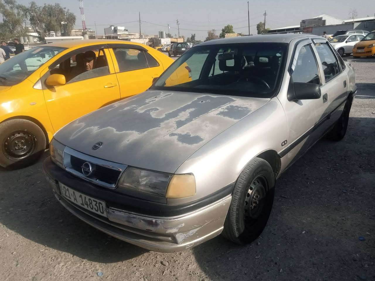 اوبل موديل1991 گير اوتماتيك
مه كينه بيست20 دفتربنزين موجود
 سنوي باقي 8مانگ 8اشهر 
مكان كركوك
***********
***********
سعر34 بي مجال قليل
