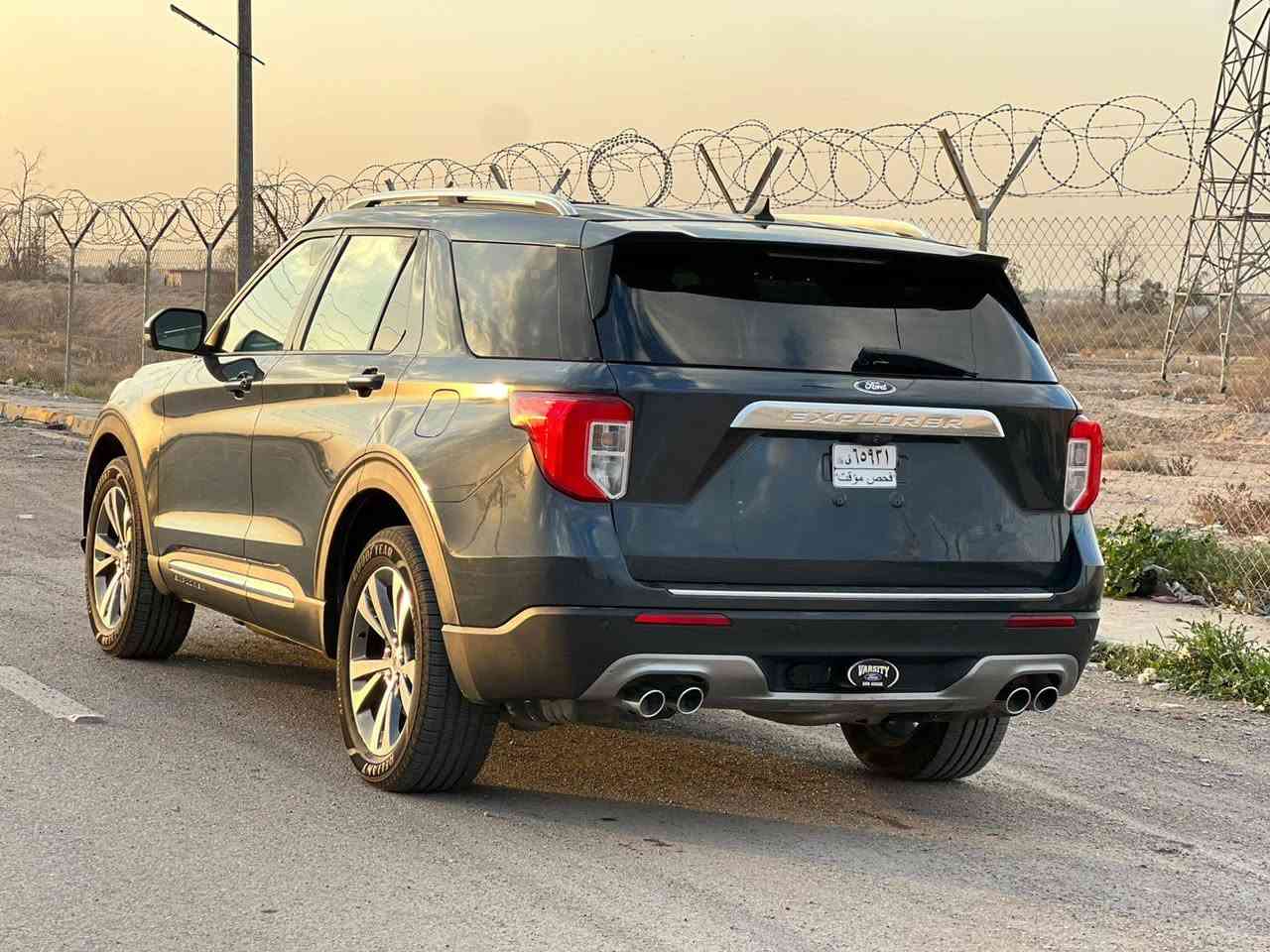 اعلى شي VIP فورد اكسبلور فئه(بلاتينيوم)
موديل 2023 ماشي 50 الف كم 

محرك 6 سلندر  3000cc توين 

المواصفات فول الفول VIp ✅

بصمة تشغيل وابواب 

دخول ذكي 

تشغيل عن بعد  

اوتو بارك تحكم ستيرن 

رادار جانبي

شاشة كبيرة 

كاميرا 360 درجة 

فتحة سقف بانوراما 

كشن كهرباء مع مساج 

كشنات تدفئة وتبريد 

ابواب اناره داخليه متغيره 

كشن Vip منفصل 

بردات خلفية ستيرن كهرباء 

كشن خزن 3  وضعيات 

خاصية الاصطفاف 

وضعيات قيادة 

سايد بريك بصمة 

تحذير خروج عن المسار 

تبريد مركزي 3 قطع

اوامر صوتية مع12سماعه

مانع تصادم

صندوق كهرباء 

اوتو هولد سايد بريك بصمة 

قيادة آلية جي بي اس GPS

حساسات خلفية وامامية 

💠ملاحضة السيارة مكفولة

 كير ومحرك صدر اطارات شواصي لغد كفاله

 حادثه سرقه رقم ميسان اني مستورده بأسمي 

🟩 سعر 230 

واتساب أو إتصال 

ت***********

