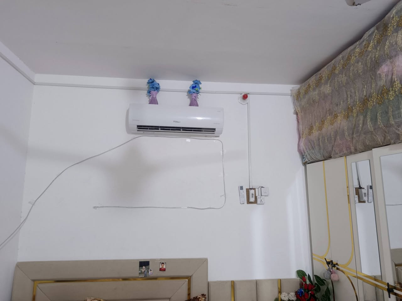 بيتين طبك +قطعةوبستان، المساحة الكلية 1400متر، في منطقة الرويضيه قرب مدرسة الرسول الجديدة، كهرباء وماء ومجاري ومشمول الشارع بالصب
ياالله
البيت الأول: يتكون من ثلاث  غرف ومطبخ وصاله وصحيات(جاهز للسكن) 

البيت الثاني: يتكون من أربع غرف ومطبخ وصاله وصحيات(جاهز للسكن) +ديوان. 
اضافةً للقطعة والبستان.

السعر الاتصال على الرقم: ***********
بيتين طبك +قطعةوبستان، المساحة الكلية 1400متر، في منطقة الرويضيه قرب مدرسة الرسول الجديدة، كهرباء وماء ومجاري ومشمول الشارع بالصب
