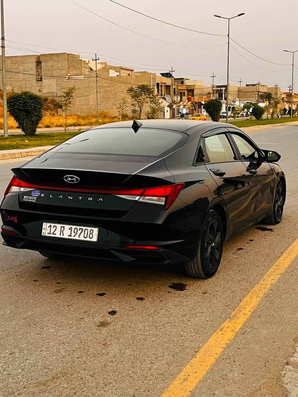 🚗 هيونداي النترا 2023 🚗
محرك دوش 20
كير محرك شرط 
بصمة تشغيل عن بعد +دبل بصمه 
صندوق ذكي
لون اسود 
رادارات نقطة عمياء( Blind-Spot Safety)
قيادة ذاتية (Driver Assistance)
رادار أمامي للتصادم (Forward Safety)
رادار ركن السيارة (Parking Safety)
تحكمات كاملة من الستيرن.
فتحة USB + بلوتوث + شاشة وسطية
إيرباگز (Airbags) سليمة 100%
ثلاث أنظمة قيادة
⚠️ الملاحظات: 
حادثها الجاملق الأمامي
الباب الأمامي اليمين تعديل بارد باب السايق وخلف السايق كلير خارج العراق 
بدون دواخل
ماشية 65ميل 
سنوية باسمي وشرط التحويل
السعر 138 اتصال ‏‪‬‏
موصل الايمن ***********
***********
