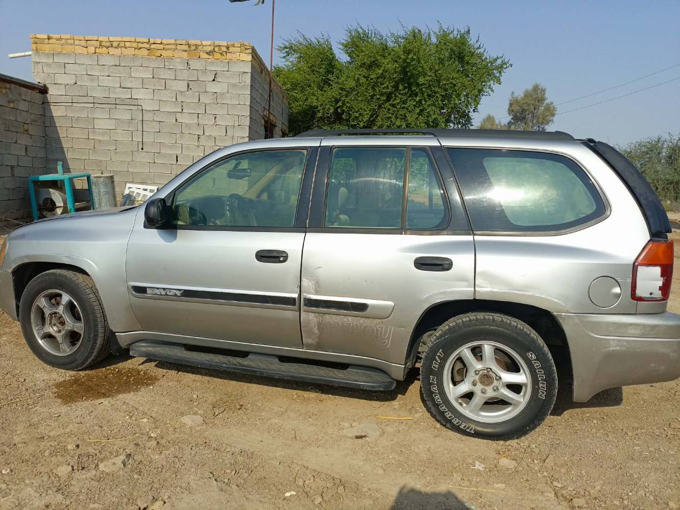 جي ام سي انفوي • ٢٠٠٤ • رقم واسط