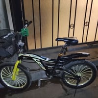 بايسكل للبيع BMX فول ومكفول السعر 120000