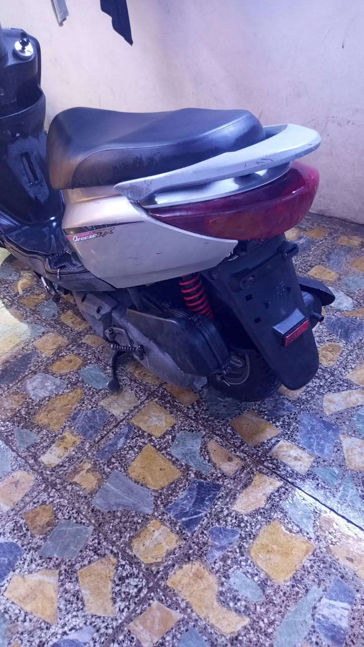 سلام عليكم البيع بريز الدرجة بلادي شلعة معدل كهربايات كلة شغلة مكينة ناعمة الا صرف والا تبخير والا تنقيص جيب فيتر وتعال افحص كفر بلادي ختم واحد وية نغص باتري الدرجة هندر واحد تشتغل مكاني بغداد البلديات السعر 650وبية مجال الطيبين الرقم الهاتف ***********
