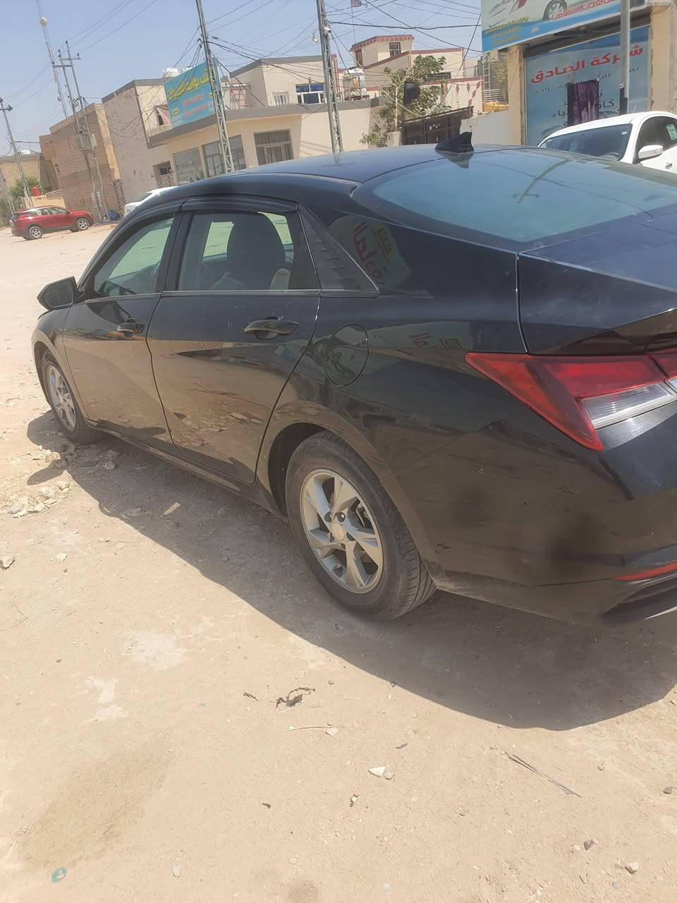 سلام عليكم سياره إلنترا 2022 جديد  رقم بغداد تحويل تبريد تايرات جدد سياره ليبل واحد  ثاني يوم بيه بنيد مبدل   سياره فول رادار كامره مامي ماشي 60الفالسعر 125 وبيه مجال التصالح ***********
