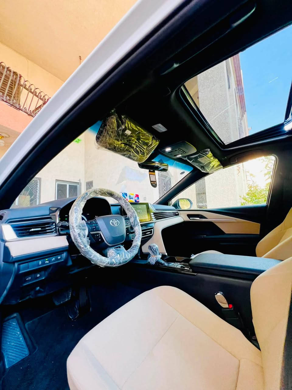 السعر : رد تلقائي📮 على الخاص

💎كامري 2025 - CAMIRY 
💎خليجي - وكالة عبدالطيف جميل 
💎ماشية 20 الف 📦 - 20،000km
اخت الزيرووو📦

فئة : E-PLUS 💎
الحالة: مكفولة كفالة عامة 📦
رقم بغداد (مقترض وكفيل) 

💎فول مواصفات :
كاميرا خلفية
فتحة 
حساسات امامية 
عداد ديجيتل
بردة خلفية كهربائية
ويل حجم 18 انچ
…الخ
📦📦
تفاصيل التحويل 💎 :

السيارة محجوزه للمصرف 
(استقطاع مباشر) 8 سنوات
تنباع بوكالة عامة مطلقة ✅ 
صاحبها الأصلي سكنة بغداد ✅
كفيلة نفس البيت ✅
تفاصيل اكثر تواصل على الخاص 
او اتصال 
☎️/ ***********

السعر : رد تلقائي يصلك على الخاص📮
