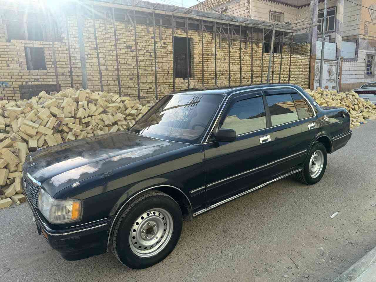 سلام عليكم ارنب كصيف موديل ٩٥ مكينه كير ونجي شرط نضافه تبريد ثلج حداديه جديده طخم تاير كهربائيات كلها شغاله سياره جاهزه مكفوله من ضربه والكص صبقها بلادي رقم بصره سنويه جديده سعر ٥٣ مكاني ناصريه ***********
