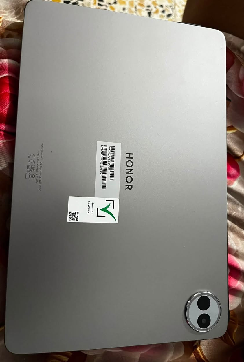 سلام عليكم
HONOR Pad 10
ذاكرة 256
بطارية 10100mAh
مستعمل اسبوع واحد فقط شخط بعده مابي
ملحقات كاملة 
السعر 600
للأستفسار ***********
