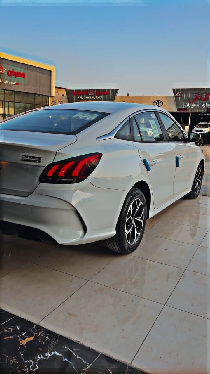 ام جي 5 GT • ٢٠٢٥ • بدون صبغ