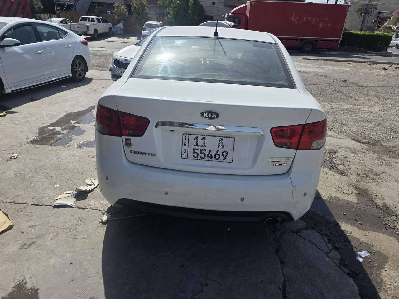 سيراتو للبيع ٢٠١٢ وارد خليجي ماشيه ١٧٢  فول مواصفات للاخير كامله مابيه اي نقص بيه جامرلغ صبع عكس السايق  وشويه من البنيد اثر طخه بسيطه مابيه اي حادث مكفوله من اي ضربه مكفول تكم شواصي لغود تبريد تدفئه مكينه كير مابيه اي نقص  كير ٦ نمر محرك ١٦٠٠ للبيع السعر ٩٨ وبيه مجال العنوان بغداد  حي ألجهادظ.. للاتصال ***********
***********
