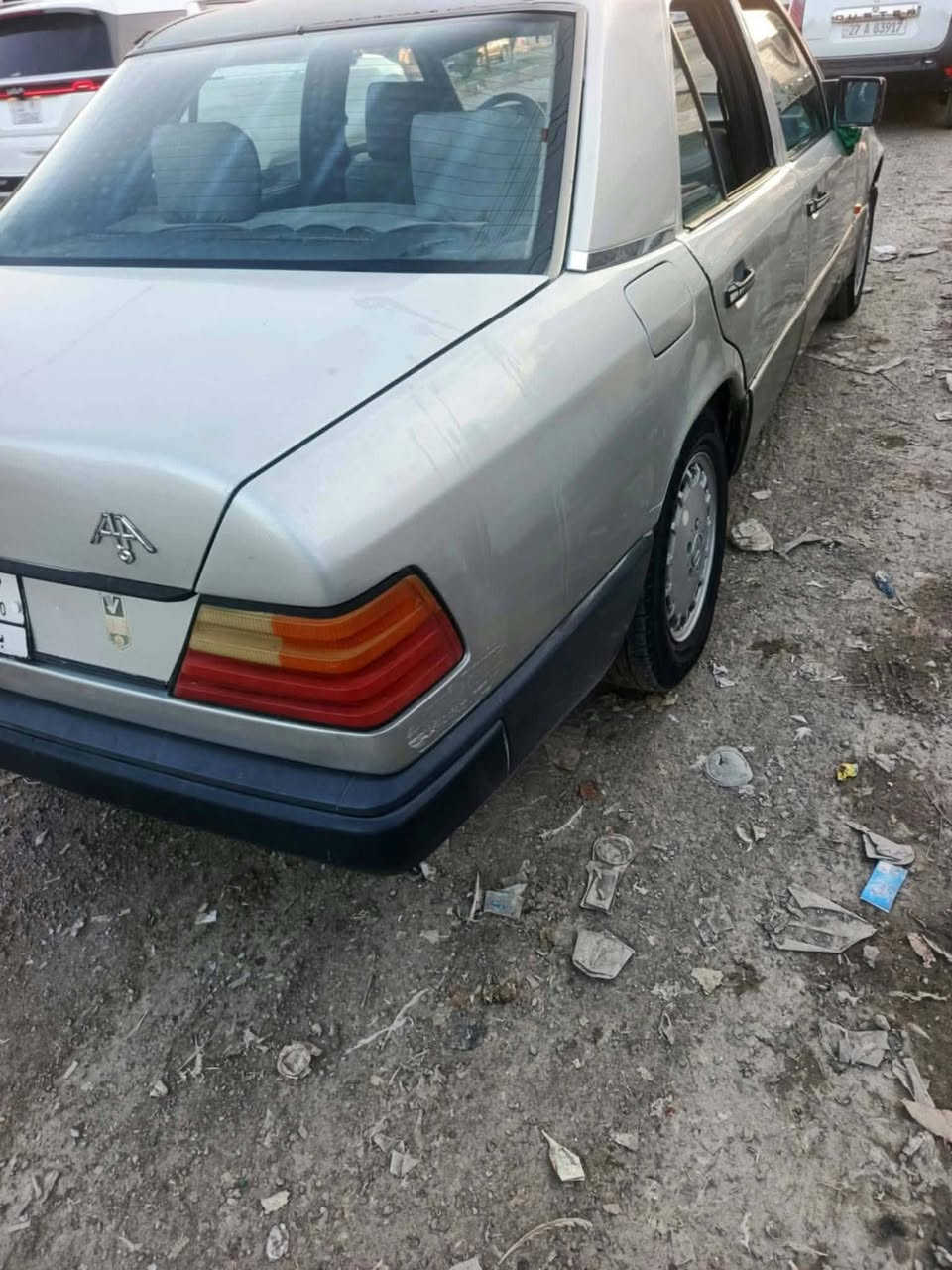 سلام عليكم مارسيدس دب موديل 92كير مكينه تخم تاير كهربائيات كلهه شغاله نقصهه بس تبريد هذا رقمي ***********

