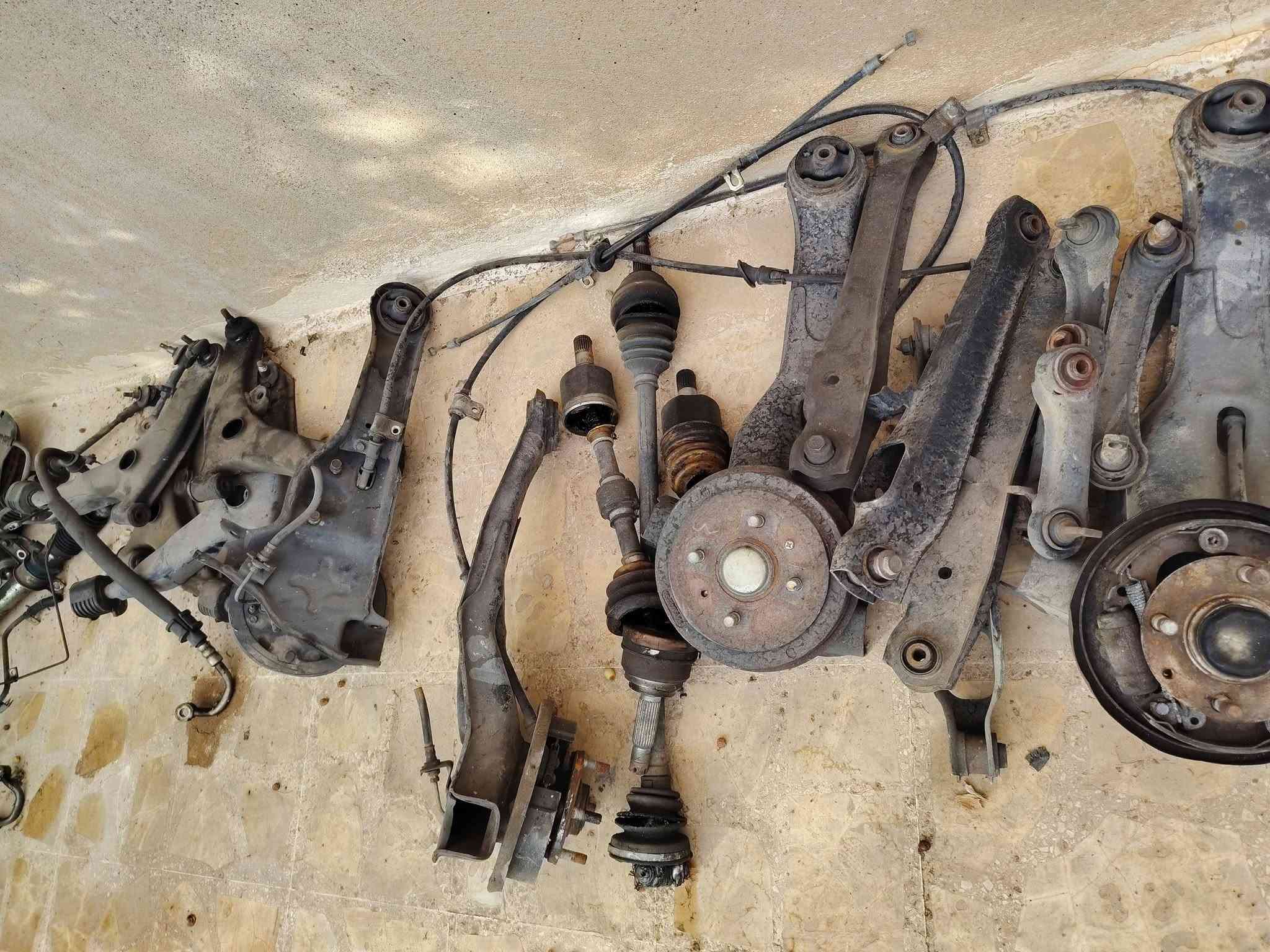 بروتون ويرا • قطع غيار • توصيل