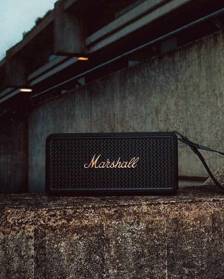 للبيع📢:🔊 سماعة مارشال إمبرتون 3 الأصلية | Marshall Emberton III

✨ المميزات:

· صوت ستيريو 360 درجة (True Stereophonic).
· بطارية تدوم +32 ساعة متواصلة.
· مضادة للماء والغبار IP67 (تغمر بالماء).
· بلوتوث 5.3 مع تقنية LE Audio.
· ميكروفون مدمج للمكالمات.

🚚 التوصيل متاح لجميع محافظات العراق🇮🇶
📩 للطلب او الاستفسار يرجى مراسلة الصفحة خاص او على الواتساب/ ‭***********‬

#Marshall #MarshallEmberton #EmbertonIII #MarshallSpeaker #سماعة_مارشال #مارشال #امبرتون #سماعة_مارشال_امبرتون #Marshall_Emberton_3
#مكبر_صوت #سماعة_بلوتوث #سماعة_محمولة #سبيكر #سبيكر_مارشال #بغداد #البصرة #الموصل #أربيل

نص مكتوب في الصور:
- 7.6cm
- 6.8cm
- 16cm