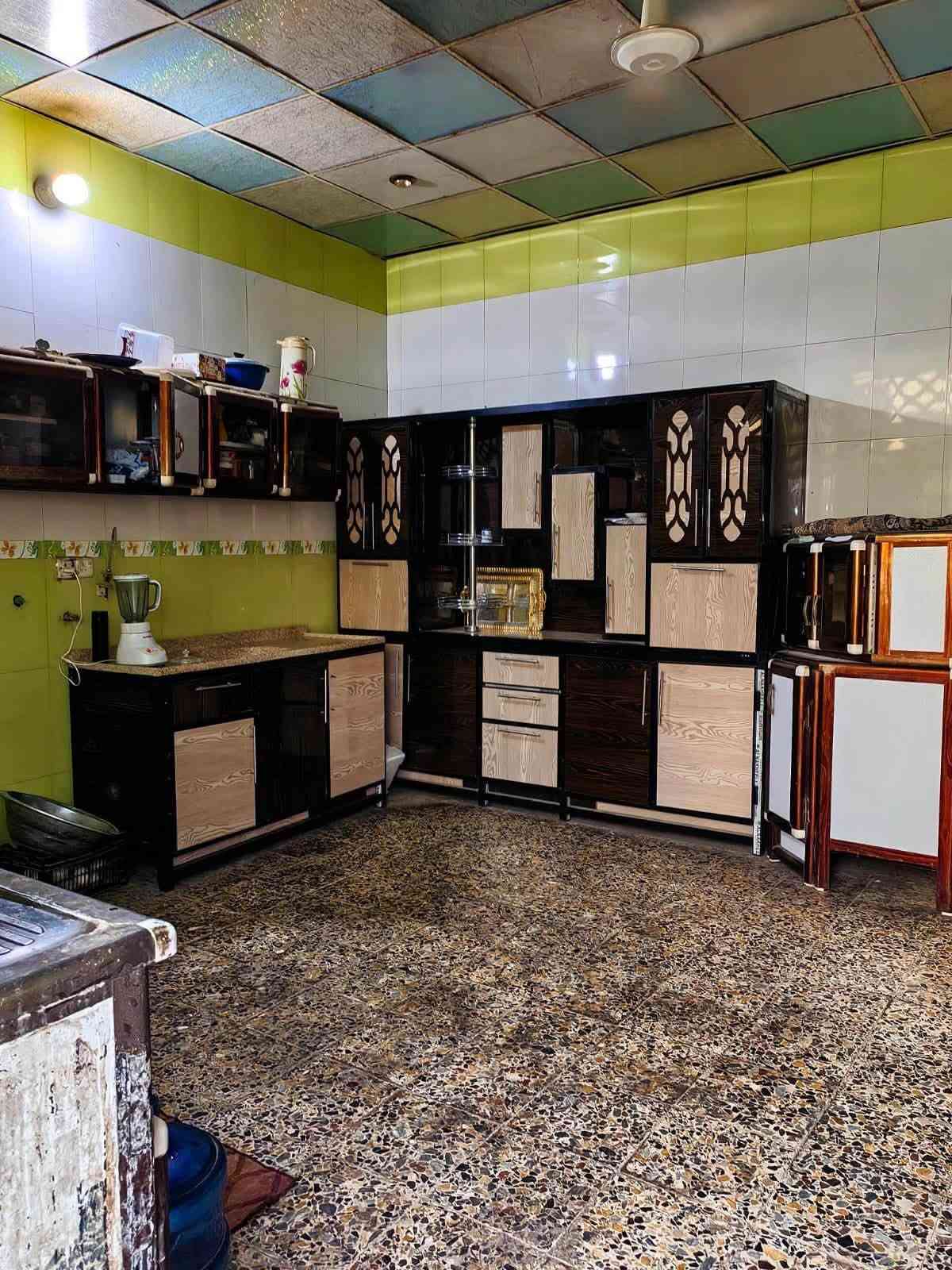🏠 بيت سكني معروض للبيع

📐 المساحة: 250 متر

🏗️ البناء: طابوق
🏢 السقف: صب كونكريت مسلح

يتكون من:
🛏️ غرفتين نوم
🛋️ صالة كبيرة
🏡 استقبال كبير
🍳 مطبخ
🚿 صحيات داخلية وخارجية
🌿 طارمة كبيرة

📍 الموقع: خلف المصرف، موقع جداً ممتاز.

📞 للاستفسار:
***********
***********
