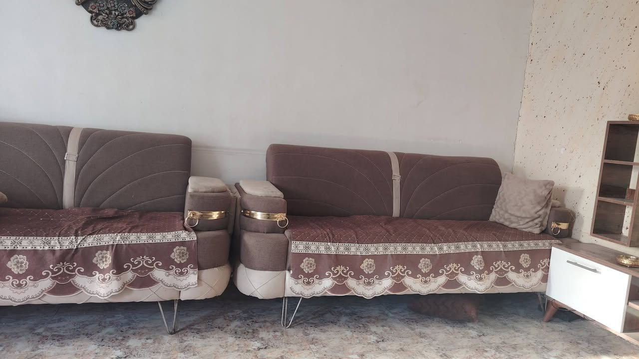 تخم ٦٠٠
طبله ٦٠
الميز ١٢٥
البلازما ١٠٠

البيع مستعجل
***********
