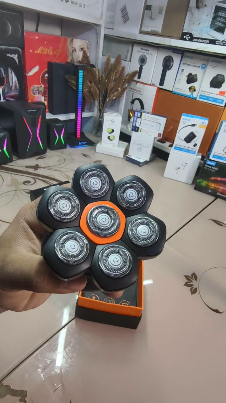 جديد وعنيف ب15
