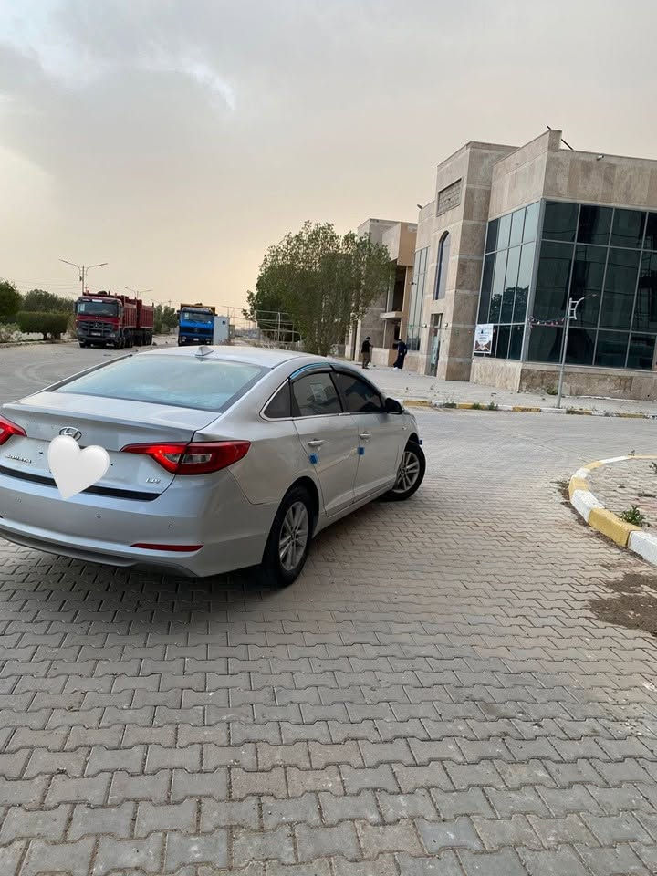 السلام عليكم سوناتا 2018 ادوات مكينه 2000 وارد كوري السياره غاز اصل تفويلتها 13 الف 
مكينتها وگيرها كفاله شرط الفحص متؤمه طبق الاصل شرط الحاسبه كصتها جنطه روح بيها وين ميعجبك السياره جاهزه من كلشي ونظيفه ، سعرها 52 وبيها مجال قليل مكاني نجف للتواصل ***********

