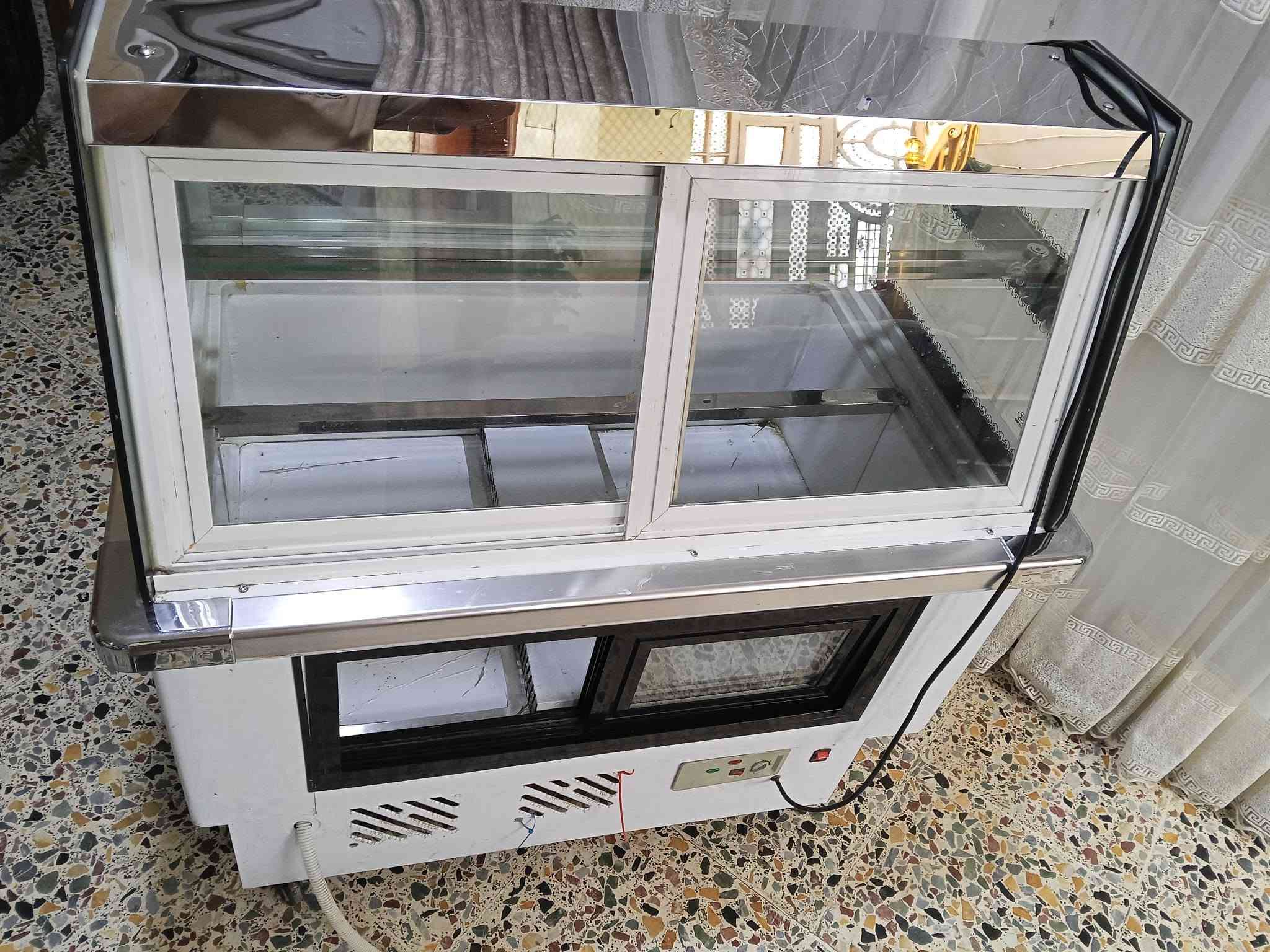 غراض مطعم • جديدة • عجانة