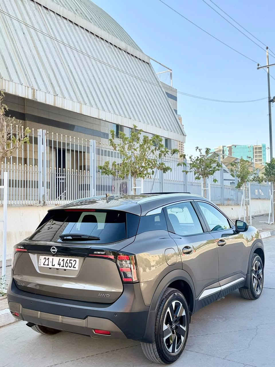 Nissan kicks 2025 SV PLUS
3N8AP6CBXSL307340
فول مواسەفات . بەسمە . شەغال . پانۆراما . 5 کامێرا . ڕاداری پێش و دوا لاتەنیشت . خەتی جادە . دەبڵ اکسل .  کوشن هیتەر . تەبرید لەمس . برێک بەسمە . سماعە bose . مۆبایل چارج . سوکان هیتەر  .ڕادێتەری بیلادە .  تەنها 2پەڵەیەک هەیە .
سعری195$ شوێن سلێمانی
***********
