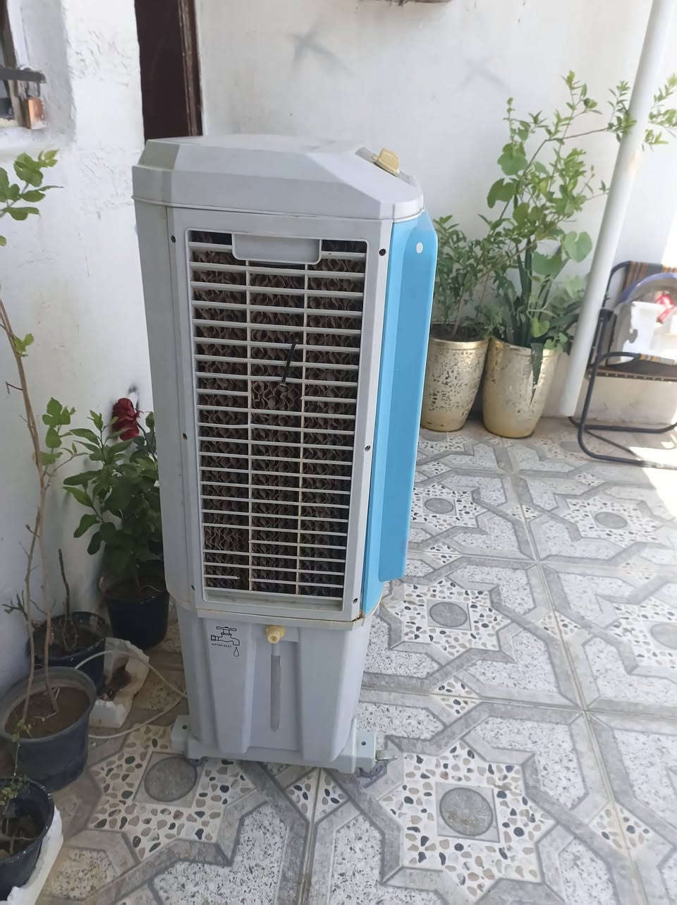 للبيع كنفيرة نضيفة 3سرع 80الف رقم ***********وتساب
