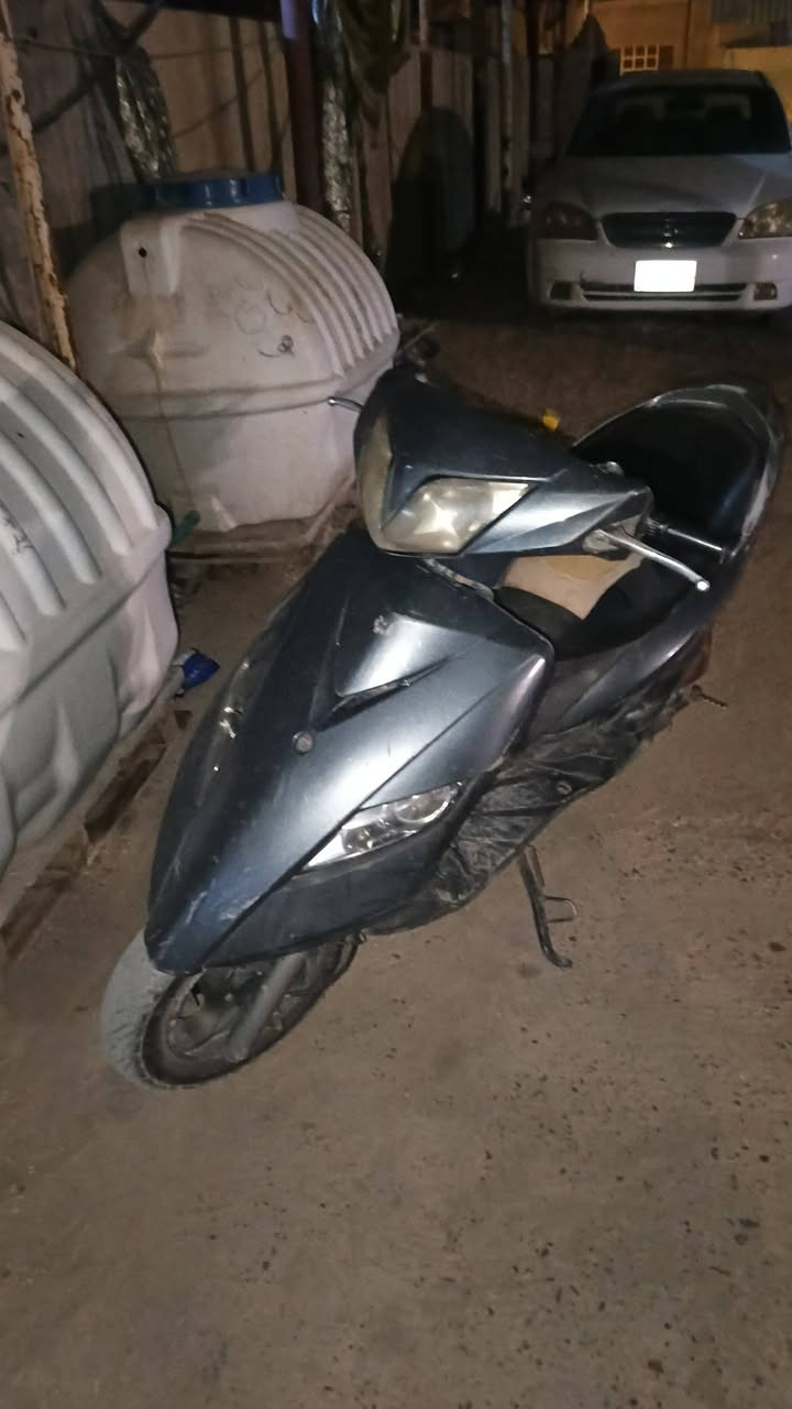 سلام عليكم ثعلب للبيع بيها نواقص بسيطه مكينه ما مفتوحه
سعر475وبيها مجال سلف هندر شلعه معدل مكاني كاضميه***********
