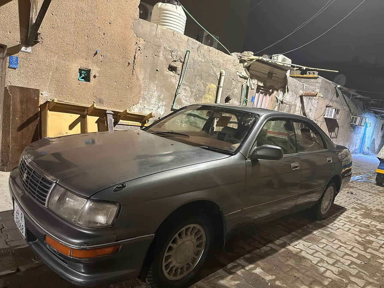 سلام عليكم سياره بطه مصبوقه عام الفينيه مكفوله من كص من نقل جفه سياره نضيفه بيه تبريد سعره ٤٧بيه مجال مكانه البصره القديمة رقم تلفون***********

نص مكتوب في الصور:
- 32668