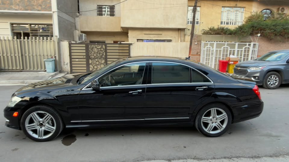 السلام عليكم 
دخول جديد 2013 حجم S550
كفالة عامة من كص من صبغ من بارد 
مكاني بغداد 
***********
