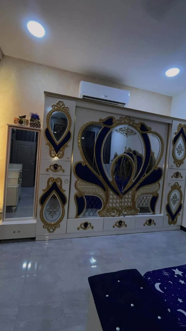 غرفة تركية السعر 900
العنوان / حي الامين نهاية شارع جامع السلام 
رقم الهاتف / ***********
