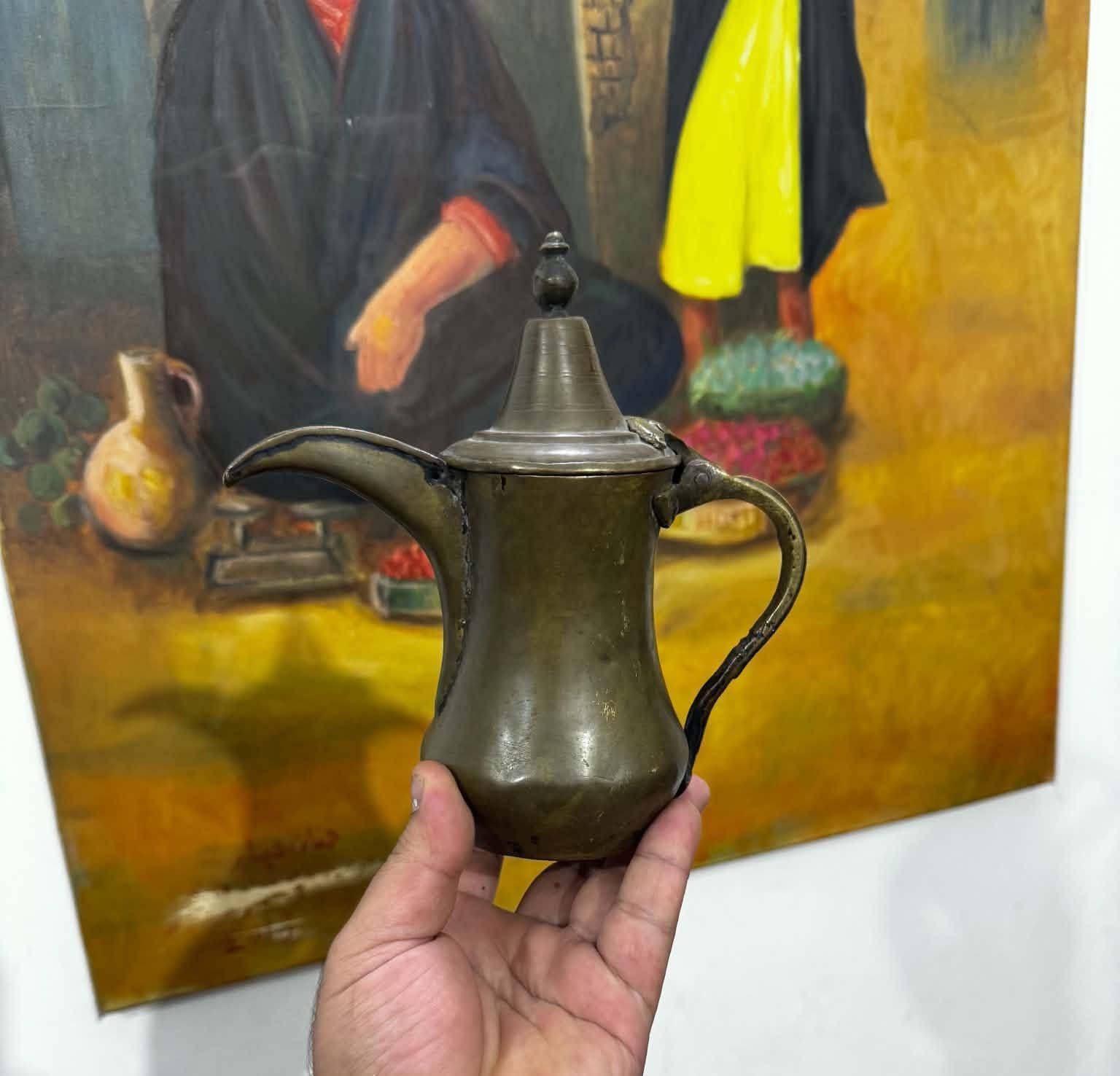 دلة شامية قديم كصة غريبة قياس ١٩ ونص سم  *********** بغداد
